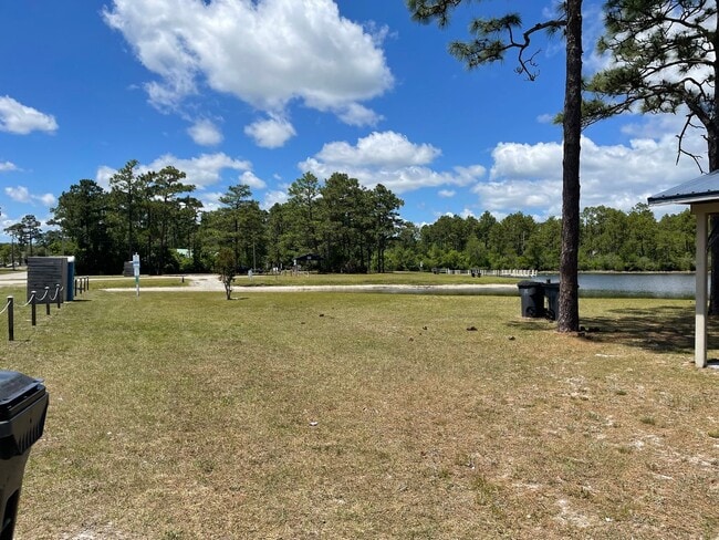 Building Photo - 1136 Longleaf Rd