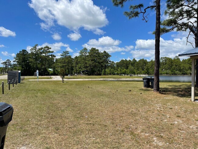 Building Photo - 3 Bedroom 2 Bath house in Boiling Springs with Workshop/Garage