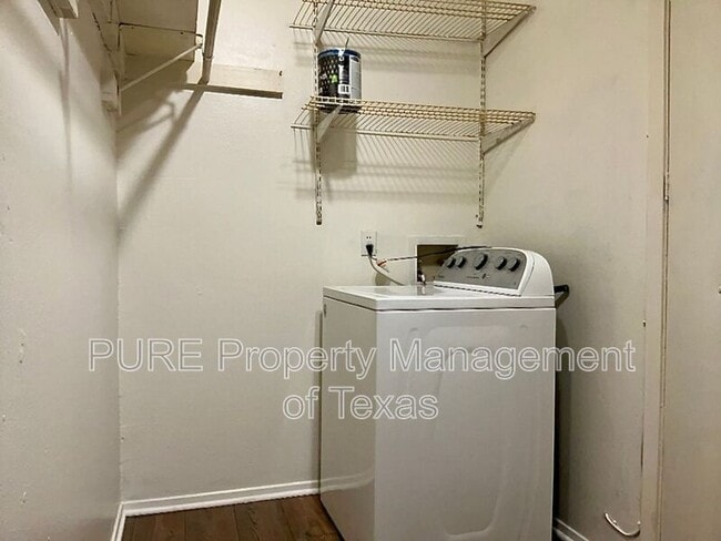 Building Photo - 308 Highland Estates Dr