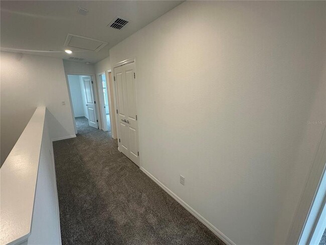 Building Photo - 4620 ORCHARD VIEW Aly
