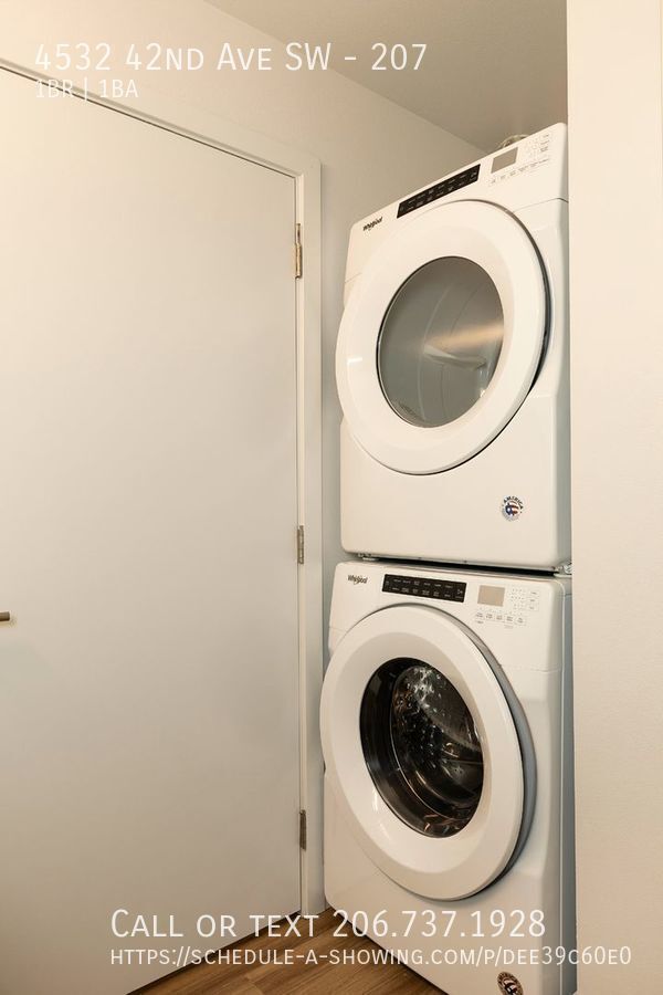 Building Photo - 4532 42nd Ave SW