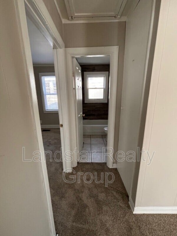 Building Photo - 3762 Parthenia Ave