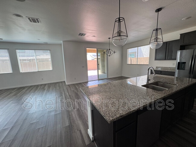 Building Photo - 13845 S 177th Ave