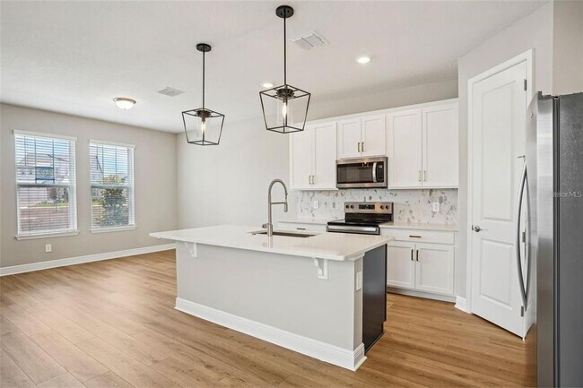 Building Photo - 5093 Railroad Vine Aly