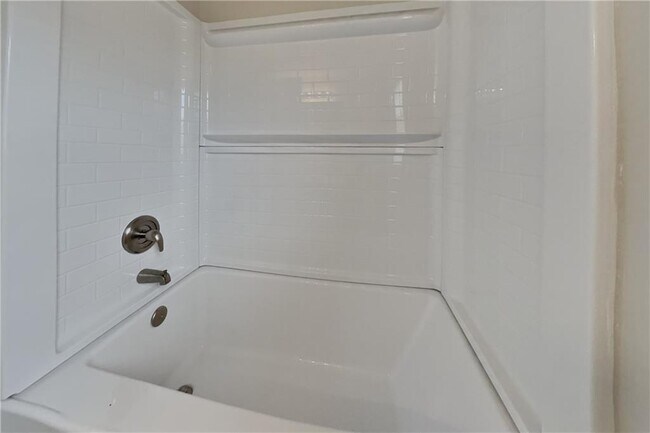 Building Photo - 3685 E Bolding Rd