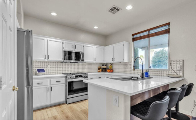Building Photo - 3194 Lapis Beach Dr
