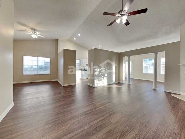 Building Photo - 536 Sydney Walk Ln