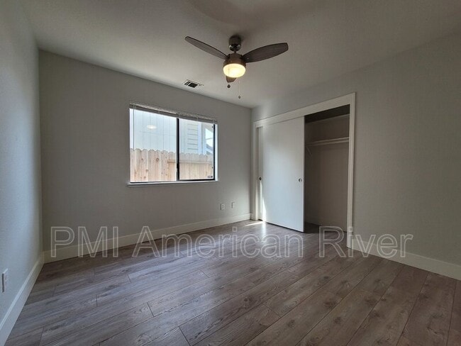 Building Photo - 5108 Parque Vista Way