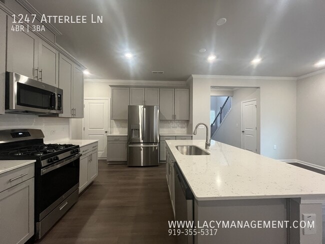 Building Photo - 1247 Atterlee Ln