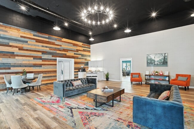 Building Photo - Emerald Bay