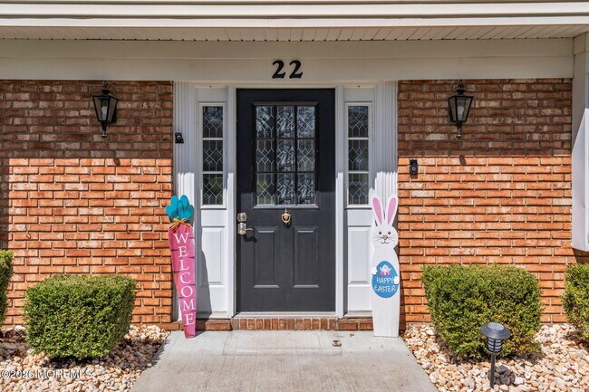 Building Photo - 22 Collingwood Rd