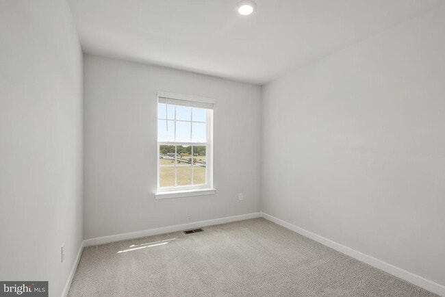 Building Photo - 16640 Green Glade Dr