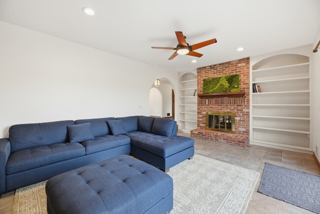 Building Photo - 150 Hankins Rd