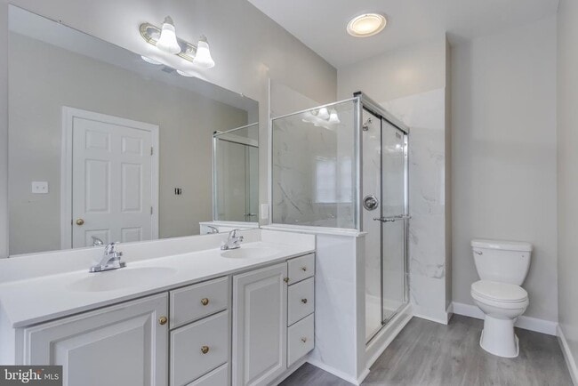 Building Photo - 18001 Foxworth Ct