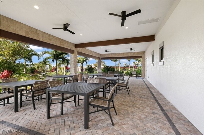 Building Photo - 12041 Canal Grande Dr
