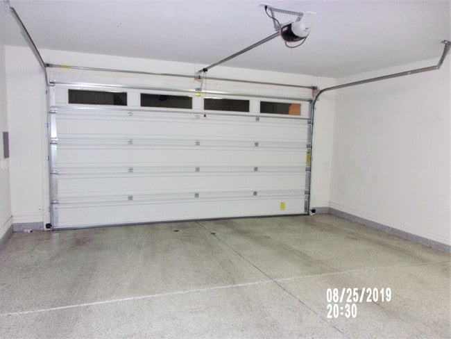 Building Photo - 15518 North 47th Pl