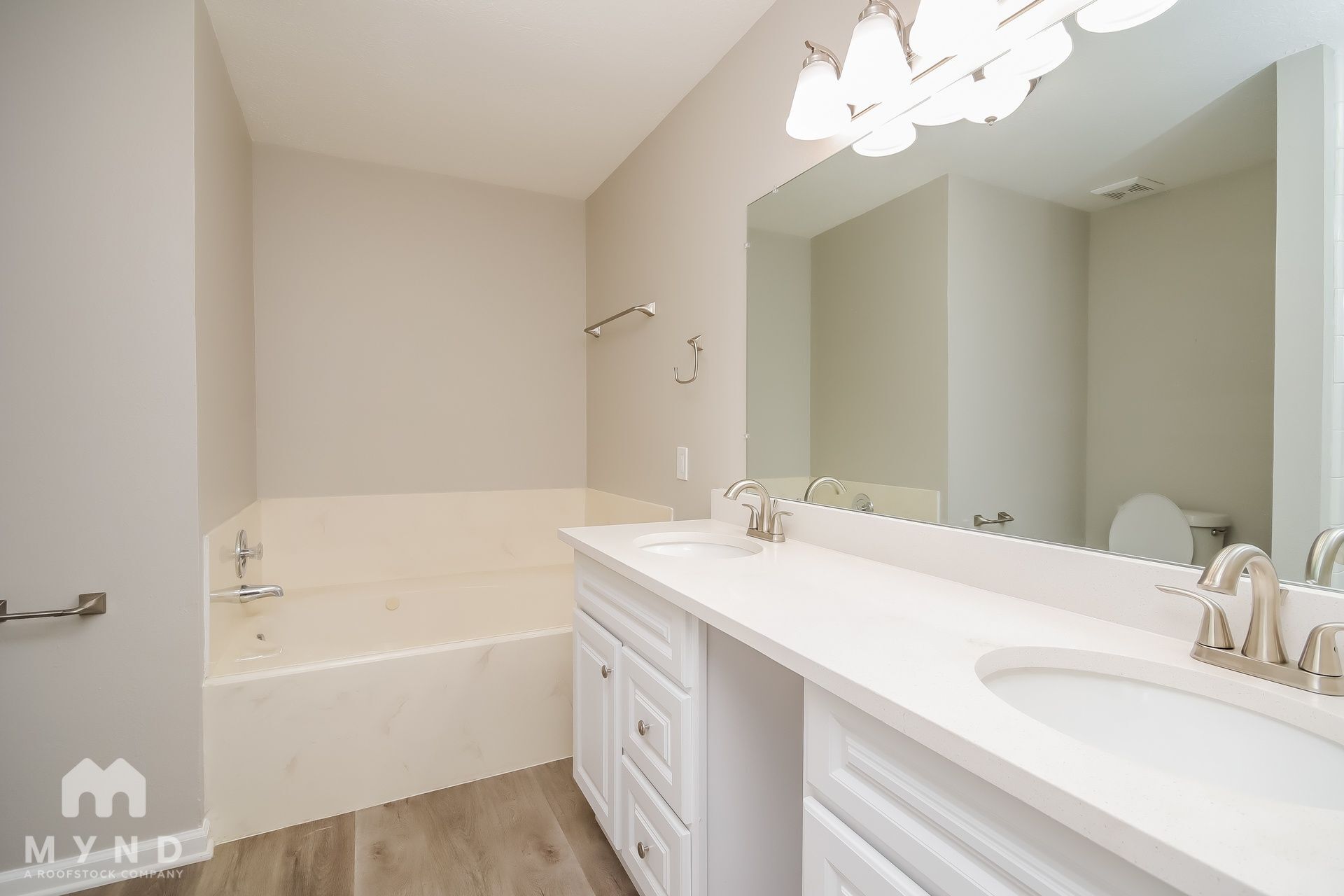 Building Photo - 19806 Azalea Valley Dr