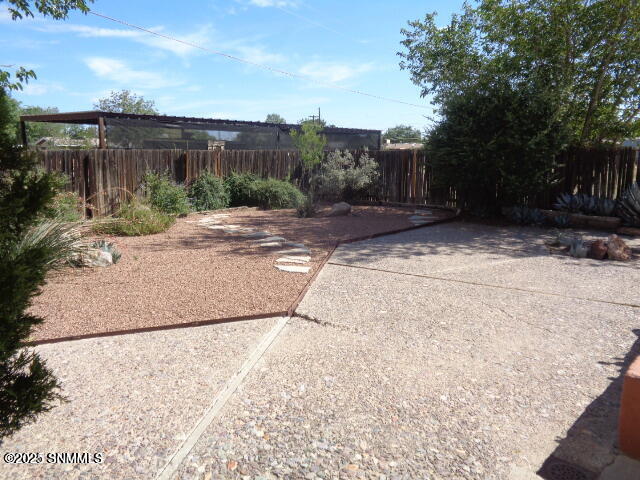 Building Photo - 2011 Turrentine Dr