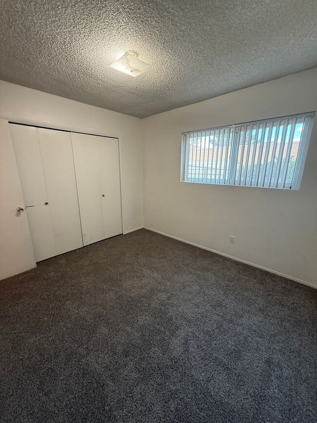 Building Photo - 749 Steppe Pl