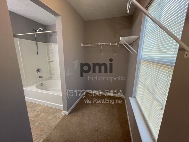 Building Photo - 2343 Ashton Ln