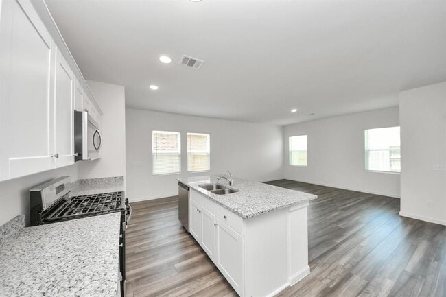 Building Photo - 10304 Florance Spring Dr
