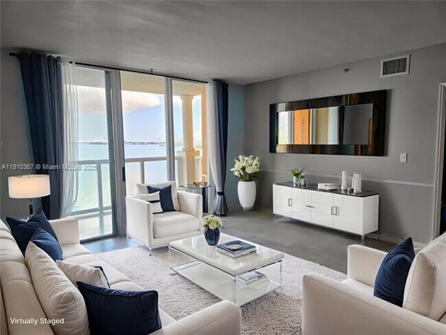 Building Photo - 1625 Kennedy Cswy