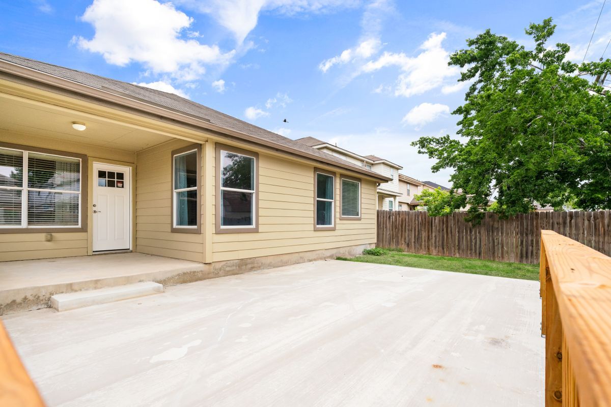Building Photo - 265 Arcadia Pl