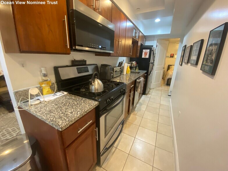 Primary Photo - 11 Sheafe St