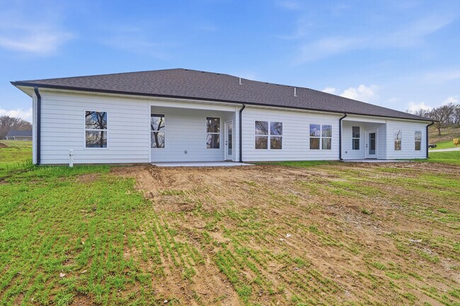 Building Photo - 1048 Stonehaven Dr