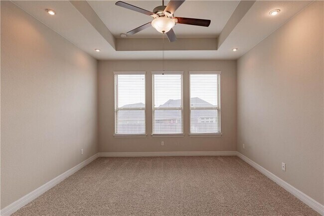 Building Photo - 6224 Lake Teravista Way