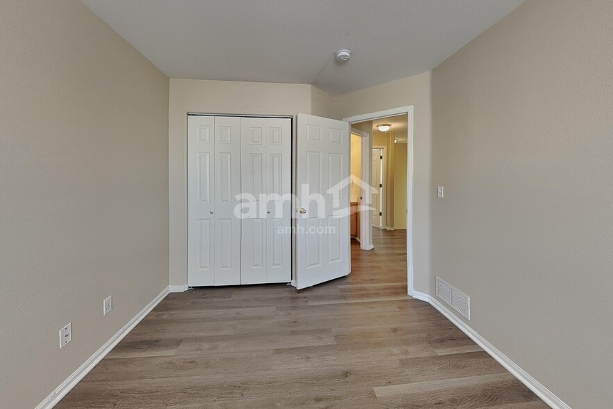 Building Photo - 3009 Armadillo Ct