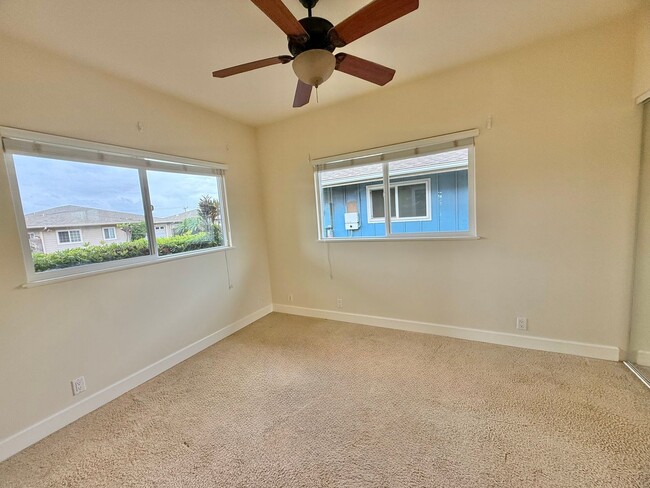 Building Photo - 1 Bedroom / 1 Bathroom House in Waiolani Mauka!