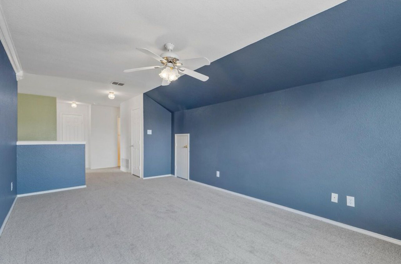 Building Photo - 11705 Pinyon Pine Dr