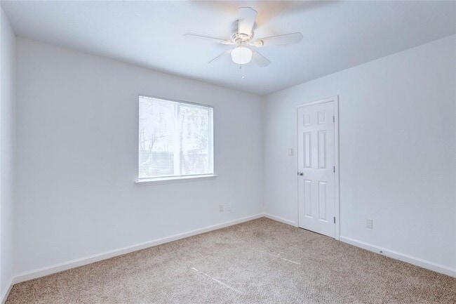Building Photo - 2705 Nordham Dr
