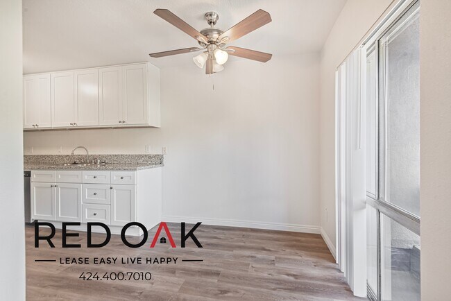 Building Photo - 17830 1/3 Sherman Way -325