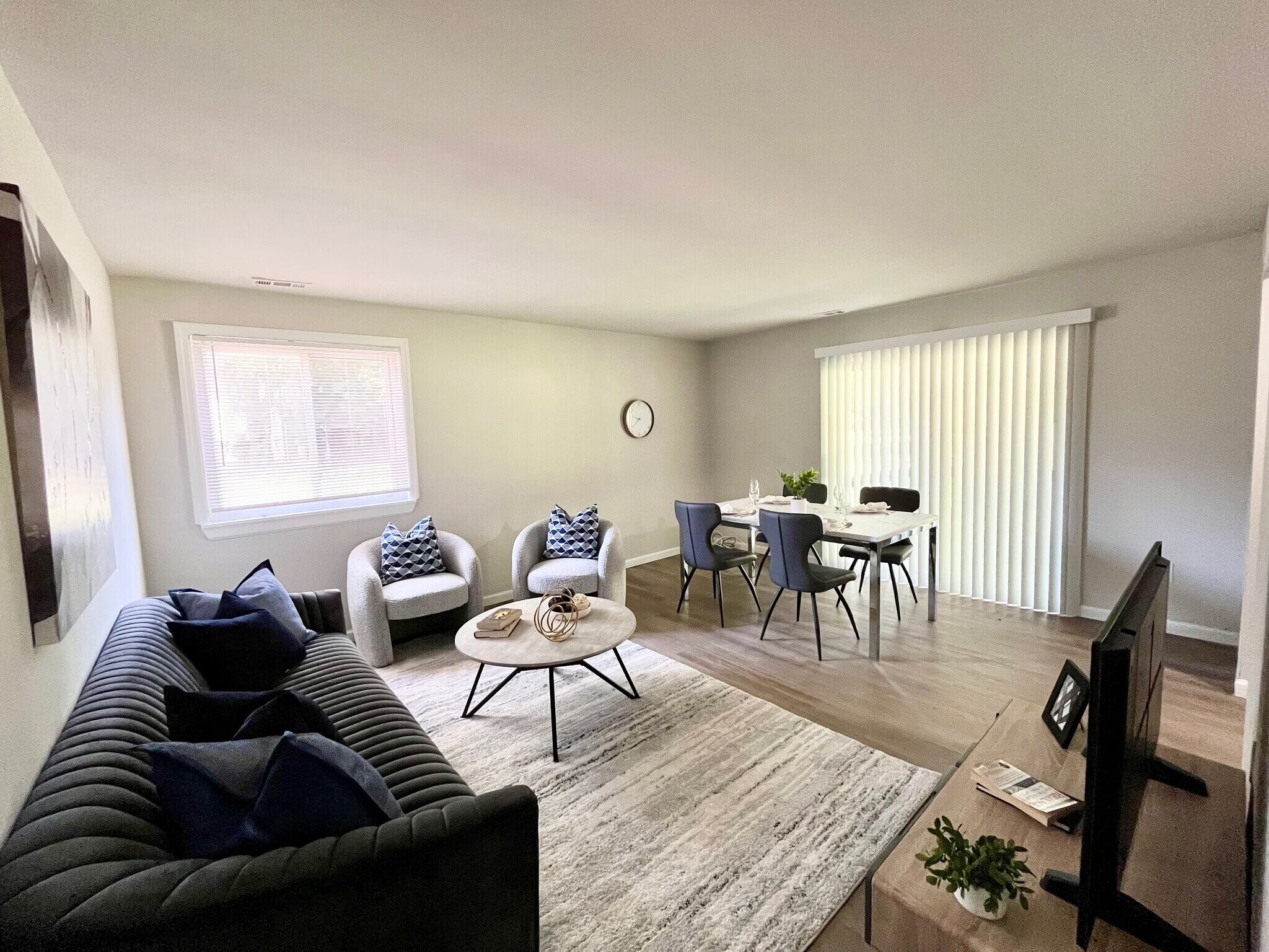 Building Photo - 105 Blackwood-Clementon Rd