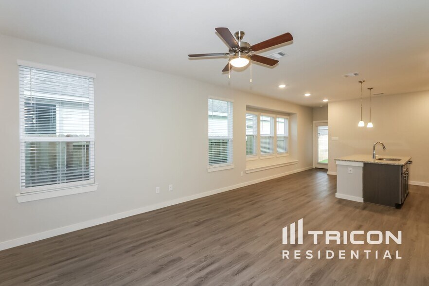 Building Photo - 2334 Bailey Flds Ln