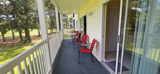 Building Photo - Beautiful 2 Bed / 2 Bath Furnished Condo A...