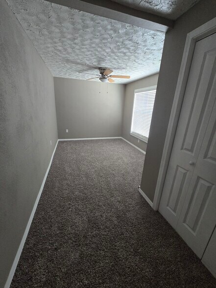 Building Photo - 2502 Riggan St