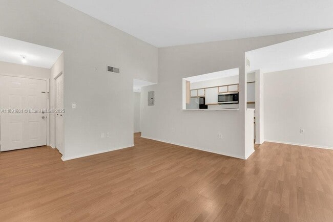 Building Photo - 2321 NW 33rd St