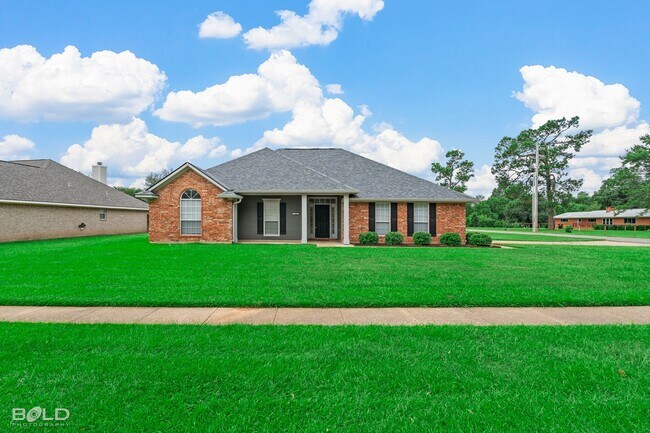 Building Photo - Check Out this 3 bed 2 bath in Bossier!!