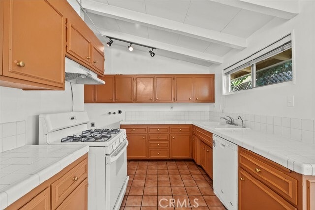 Building Photo - 19824 Gilmore St