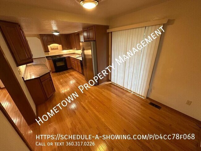 Building Photo - 3221 41st Way SE