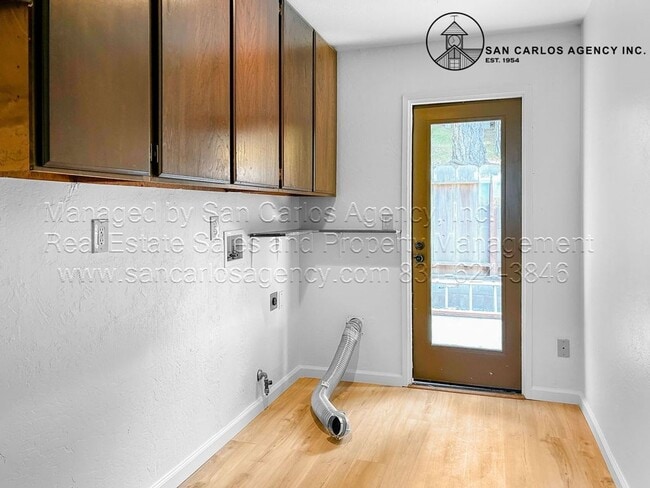 Building Photo - Three Bedroom Three Bath Home in Monterey with Ocean Views