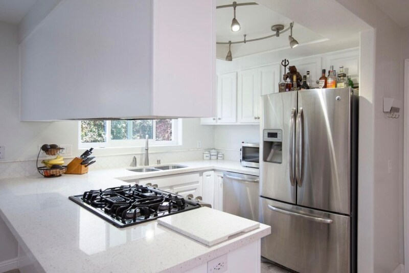 Building Photo - 564 9th St