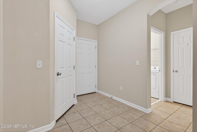 Building Photo - 234 Taylor Ridge Ave