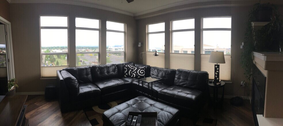 Corner windows in Living Room - 10176 Park Meadows Dr