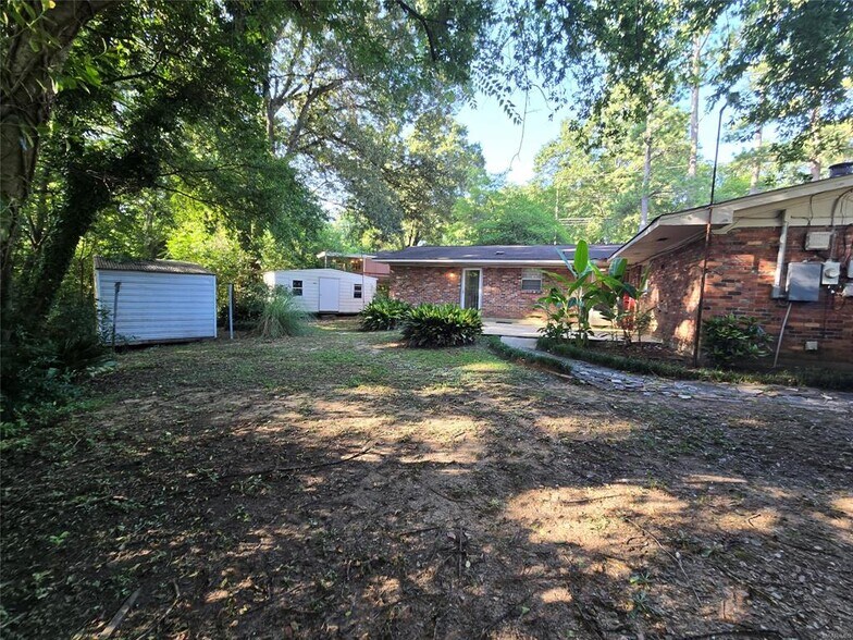 Building Photo - 111 Easthaven Rd