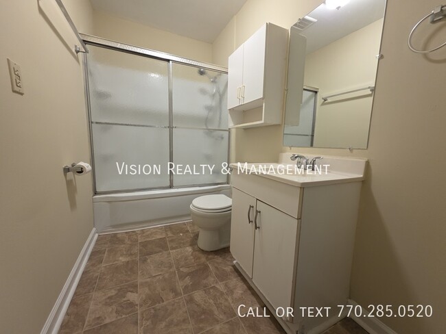 Building Photo - 219 Barrett Rd