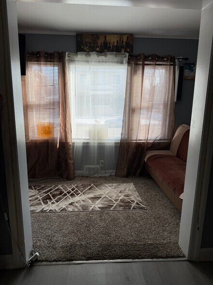 Building Photo - 12034 S Eggleston Ave